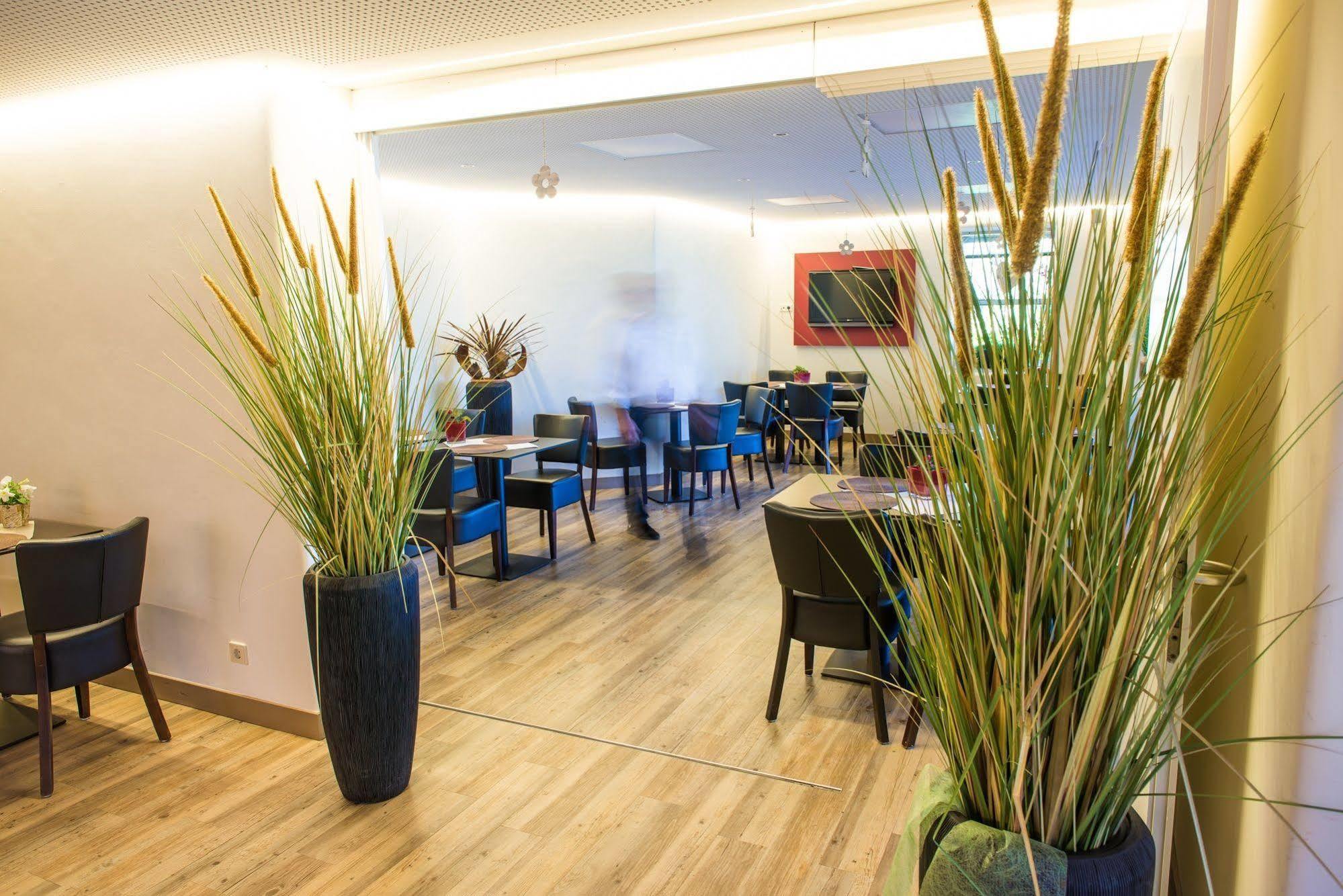 Hotel Volapuek Konstanz Bagian luar foto